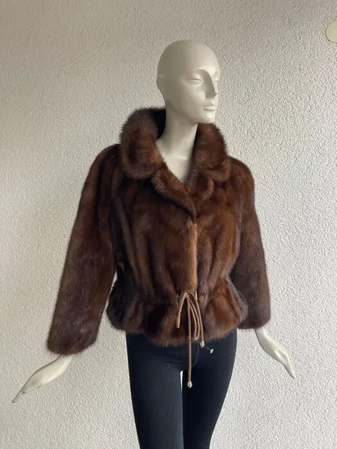 Artisan Furrier - Nerts Bontjas, Jasje - Gemaakt in:
