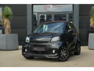 Smart Fortwo cabrio EQ Comfort PLUS 18 kWh | 82 PK | Leder | Stoelverwarming | Achteruitrijcamera | 