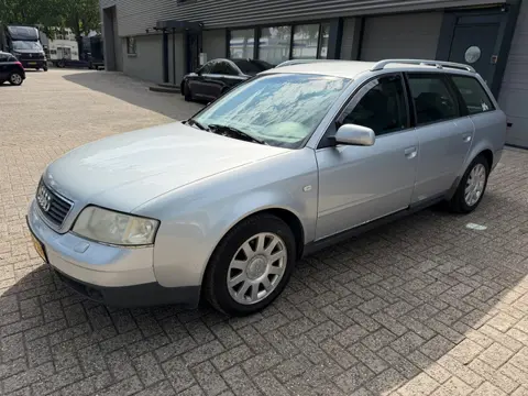 Audi A6 Avant 2.5 V6 TDI Advance