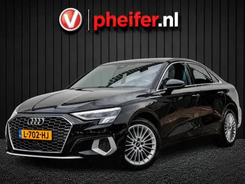Audi A3 Limousine 30 TFSI Aut.7 Business edition Trekhaak/ Sportstoelen/ Full map navigatie/ Carplay