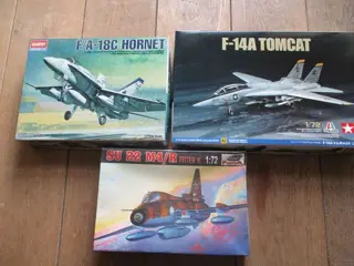 Tamiya, Pantera, Academy - Vliegtuigen F/A-18C Hornet