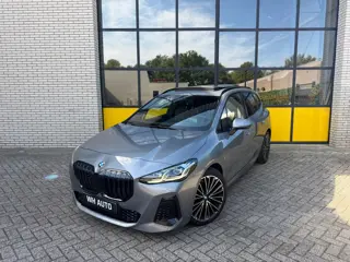 BMW 2-serie Active Tourer 360 camera, harman/Kardon, Leer, Schuif/kanteldak, Head-up display & Adapt