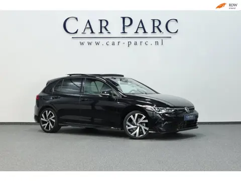 Volkswagen Golf 1.5 eTSI R-Line IQ+LED/VIRTUAL/SFEER/ALCANTARA+S.VERWARMING+MASSAGE/18" LMVCAM/ACC/E