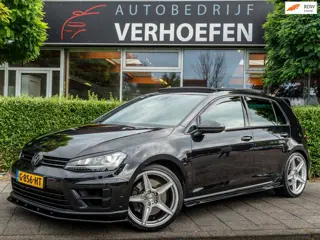 Volkswagen Golf 2.0 TSI R 4Motion - VIRTUAL COCKPIT - PANORAMADAK - PARKEER CAMERA - STOEL VERW / CR