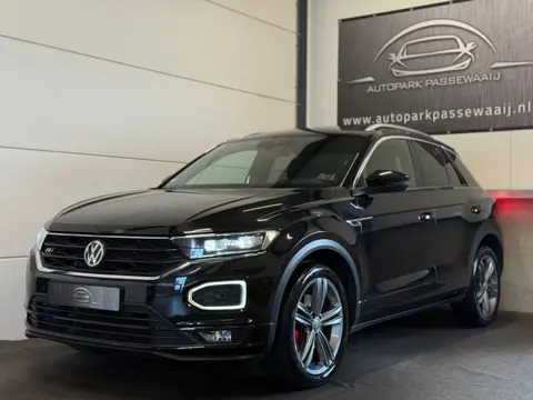 Volkswagen T-Roc 1.5 TSI Sport R-Line Pano, ACC, Apple Carplay, LED, Virtual Cockpit, Stoelverwarmin