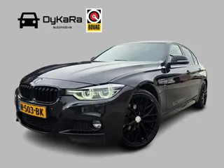 BMW 3-serie 320i Luxury Edition Connected, LED, Navi, PDC