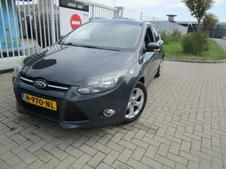 Ford Focus 1.0 EcoBoost Titanium, 142.485 KM!
