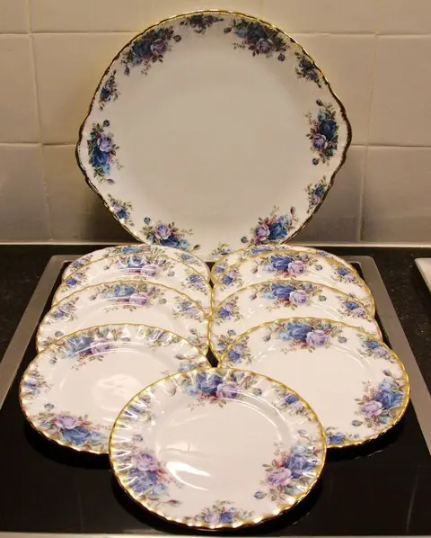 Royal Albert - Grote gebakschaal + 9 gebakbordjes (10) -