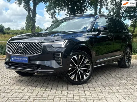 Volvo XC90 2.0 T8 Plug-in hybrid AWD Ultra Bright 455pk Luchtvering / Massage Stoelen / Stoelventila