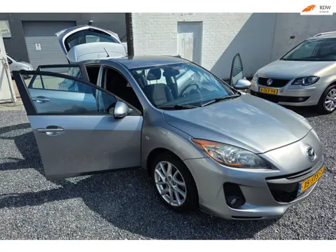 Mazda 3 1.6 Navigator Vol opties zeer netjes