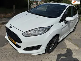 Ford Fiesta 1.0 EcoBoost ST Line Uniek Exemplaar Check