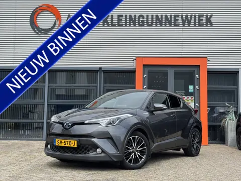 Toyota C-HR 1.8 Hybrid Dynamic / NL auto / Trekhaak Afneembaar / Camera / Navi / Stoelverwarming /