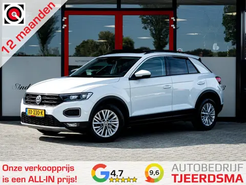Volkswagen T-Roc 1.5 TSI Style | Trekhaak | Panoramadak | Adaptieve Cruise Control | Schuif/Kantelda