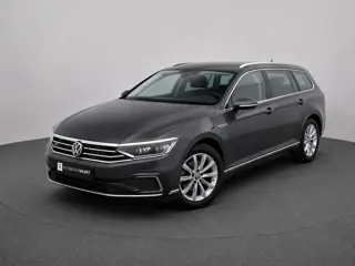 Volkswagen Passat Variant 1.4 TSI PHEV GTE | Matrix | Leer | Sfeerverlichting | Camera | Mangangrau 