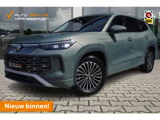 Volkswagen Tayron 1.5 eHybrid Elegance | Trekhaak | 360 Camera | Sfeerverlichting | Cipressino Grün 