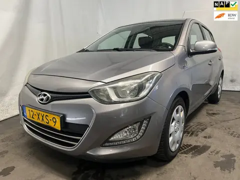 Hyundai I20 1.2i i-Motion SCHADEAUTO!!