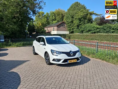 Renault Mégane Estate 1.3 TCe Bose AUTOMAAT Navi trekhaak pack winter ALLINPRIJS