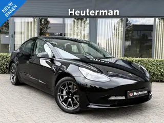 Tesla Model 3 Standard RWD Plus LFP/ Pano/ Leder