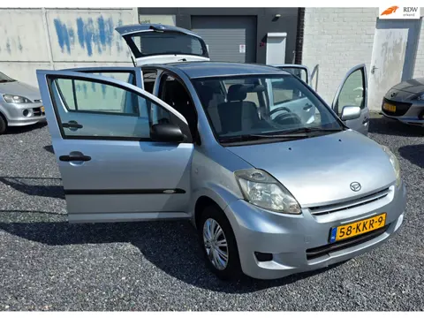 Daihatsu Sirion 2 1.0-12V Trend 5 deurs Airco