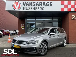 Volkswagen Passat Variant 1.4 TSI PHEV GTE Business // LED // ADAP. CRUISE // NAVI + CARPLAY // CAME