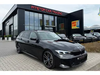 BMW 3-serie Touring 330e xDrive, M-Sport, Pano, HUD, Adaptive Cruise, Dealer Onderhouden,