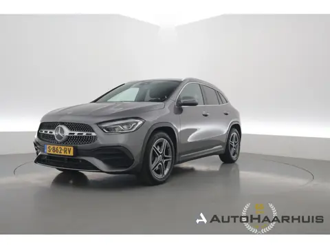 Mercedes-Benz GLA 200 AMG Line | Rijklaar! | Cruise Contr. | Camera | Trekhaak | Navi | Lane Assist 