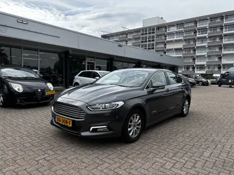 Ford Mondeo 2.0 IVCT HEV Titanium navi Cruise Nap