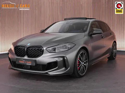 BMW 1-serie M135i 306pk xDrive |M-sportpakket pro|pano|Harman&Kardon|head-up|Apple Carplay|parkeerca