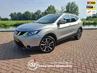 Nissan Qashqai 1.2 Tekna 19" Leder Clima Panodak Cruise 360° Camera Trekhaak Stoel en voorruit verwa
