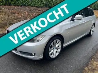 BMW 3-serie Touring 318i AUTOMAAT met oa: Trekhaak, Pdc v+a, Cruisecontrol, Climate control, Regense