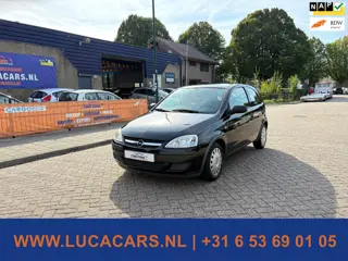 Opel Corsa 1.2-16V Essentia NIEUWE APK!