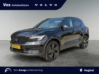 Volvo XC40 2.0 B4 Plus Black Edition l Panoramadak l 360 camera l Trekhaak