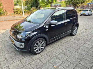 Volkswagen Up! 1.0 cross up! BlueMotion