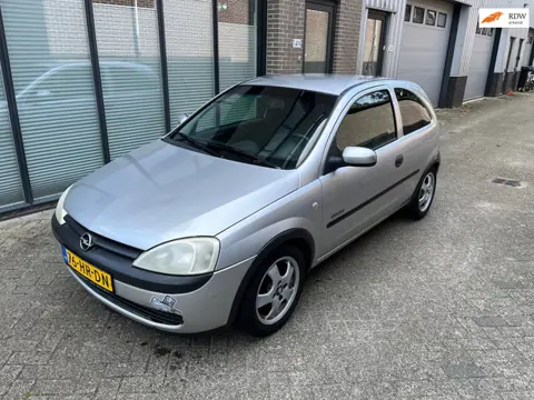 Opel Corsa 1.2-16V Comfort! 133 DKM NAP! Nw APK! Nette auto!
