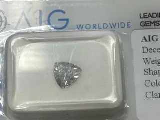 1 pcs Diamant - 0.58 ct - Driehoek - No reserve price, G -