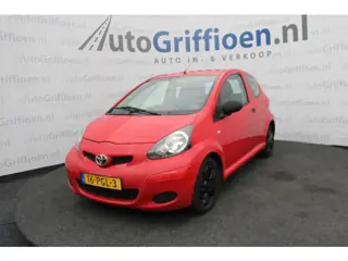 Toyota Aygo 1.0-12V Cool 3-deurs met airco (bj 2011)