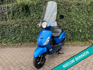 SYM Fiddle 2 MAT BLAUW 45 km Windscherm BETAAL met in3