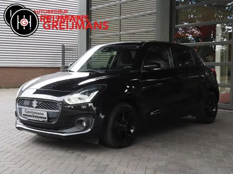 Suzuki Swift 1.0 Stijl | Navi | stoelverwarming | Adapt Cruise | Rijklaar
