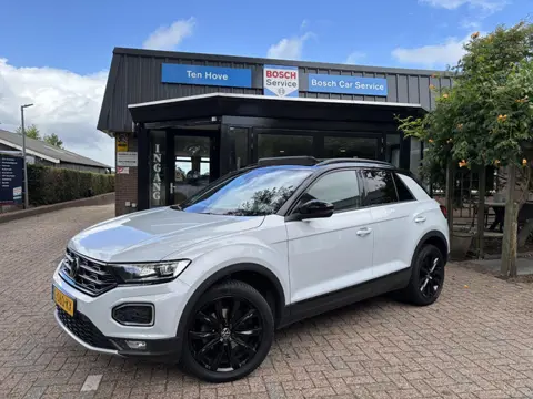 Volkswagen T-Roc 1.5 TSI DSG Sport|BlackStyle|Pano|White-Silver Met
