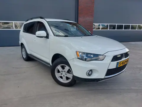 Mitsubishi Outlander 2.2 DI-D Intense VAN 4WD Airco BTW Vrij