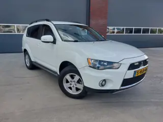Mitsubishi Outlander 2.2 DI-D Intense VAN 4WD Airco BTW Vrij