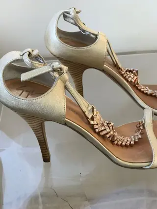 Giuseppe Zanotti - Pumps - Maat: Schoenen / EU 38,5