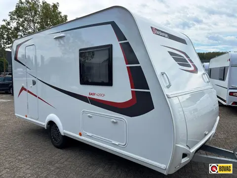 Sterckeman Easy 420 CP met voortent en Luilef