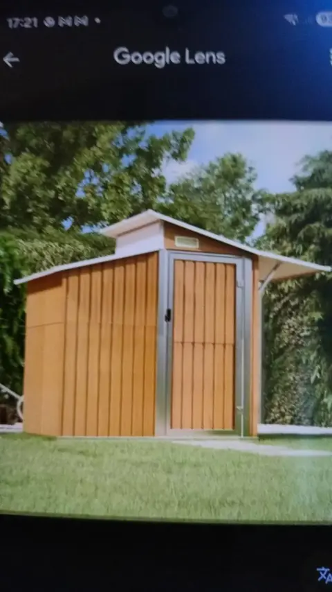 Metalen tuinschuurtje, als bouwpakket, iets aparts.