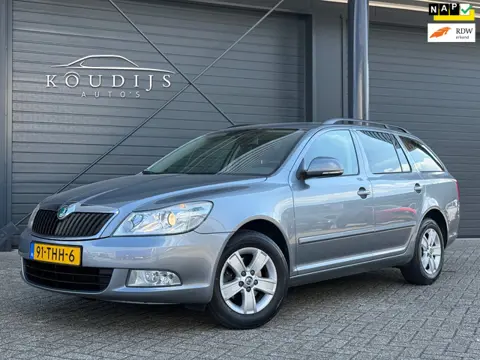 Skoda Octavia Combi 1.4 TSI Greentech Ambition Business Line, Trekhaa, PDC, Volledig onderhouden