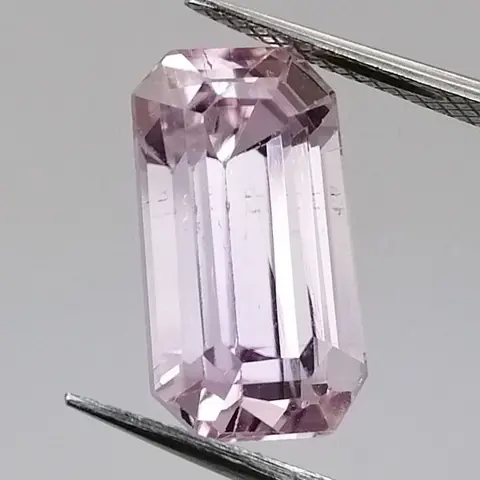 Kunziet - 7.41 ct
