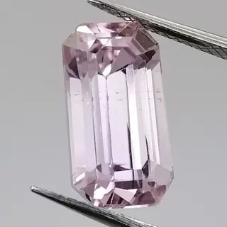 Kunziet - 7.41 ct