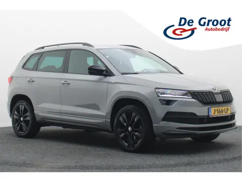 Škoda Karoq 1.5 TSI ACT Sportline Business Camera, Virtual Cockpit, Trekhaak, Canton Sound, Keyless,