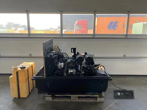 Kubota Sullair 15.5 kW 7 bar 2000 L / min Diesel Schroefcompressor