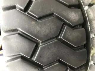 Michelin 315/70R15 300R15